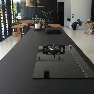 Corian Deep Nocturne Mutfak Adası